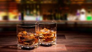 Ly uống rượu Whisky có gì đặc biệt
