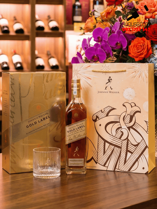 Rượu Johnnie Walker Gold Label 750ml Hộp Quà Tết 2026 (Tặng Ly + Túi)